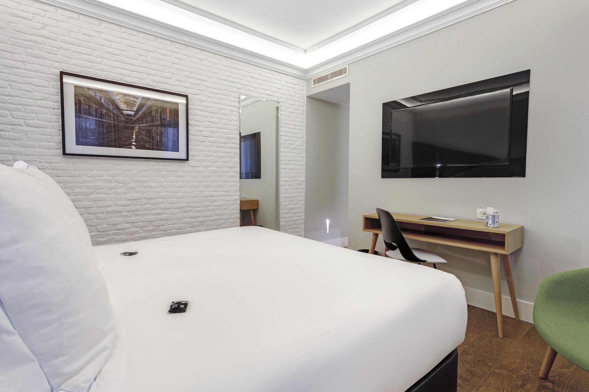 One Shot Recoletos Hotel Мадрид Екстериор снимка