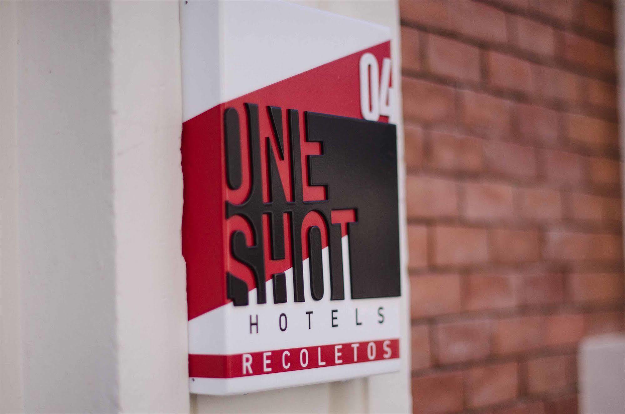One Shot Recoletos Hotel Мадрид Екстериор снимка
